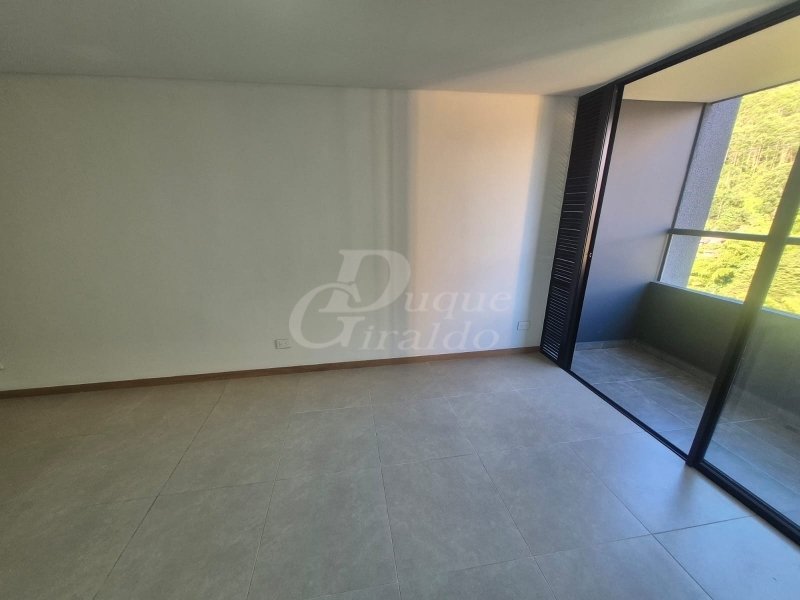 Apartamento en arriendo en Las Palmas, Medellín · foto 7 de 17