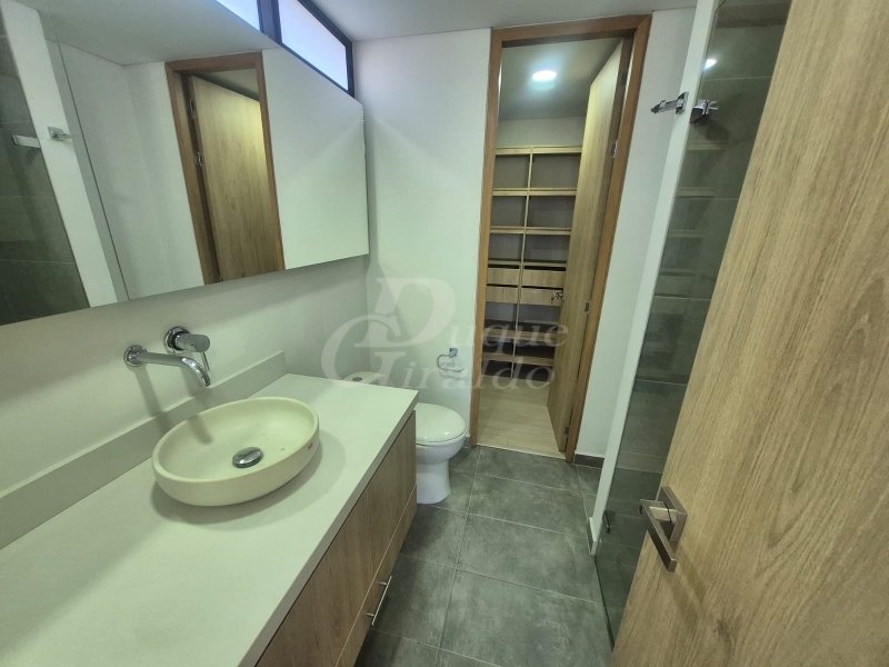 Apartamento en arriendo en Las Palmas, Medellín · foto 10 de 17