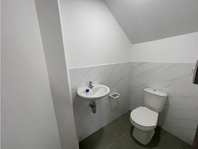Local en arriendo en Troncal, Cali, 105 m² · foto 4 de 4