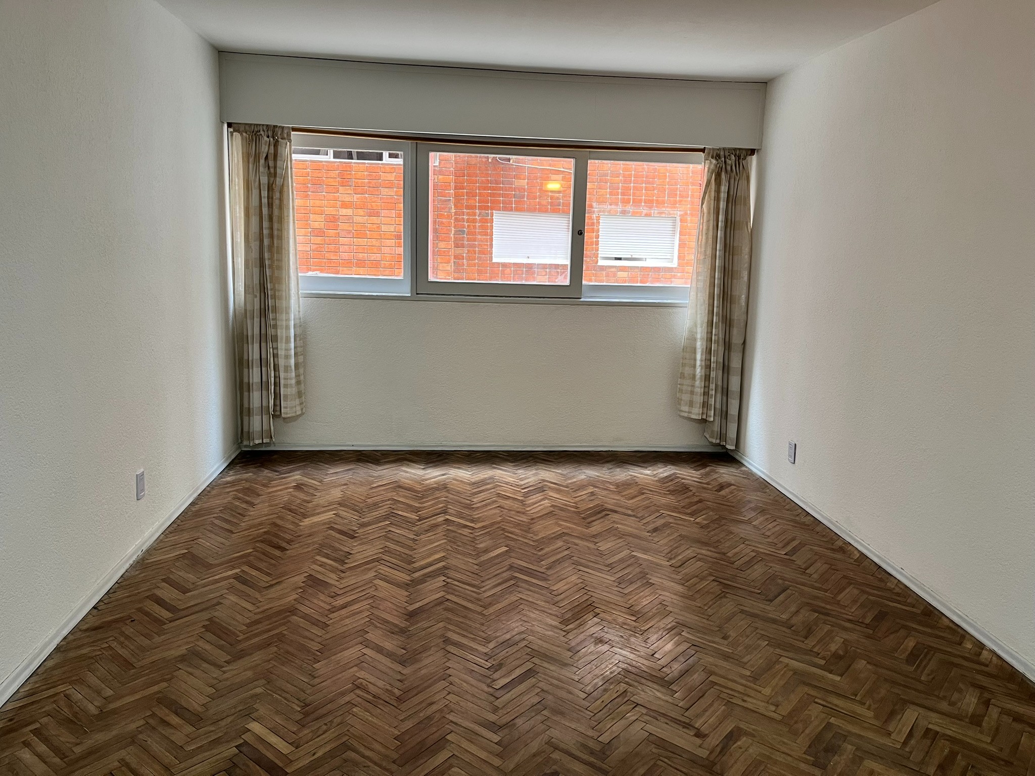 Precioso apartamento pronto para ingresar, muy luminoso, con portería - Principal