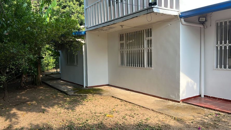 Casa de 5 alcobas en venta en Ricaurte, 270 m² · foto 24 de 24
