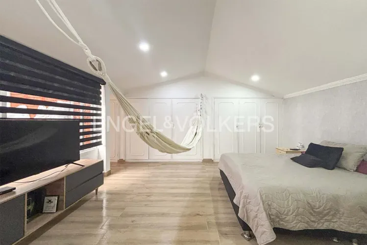 Casa de 4 alcobas en venta en El Batán, Bogotá, 240 m² · foto 16 de 19