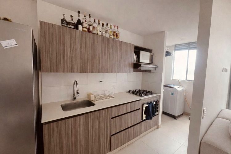 Apartamento de 2 alcobas en venta en Camparola, Itagüí, 70 m² · foto 7 de 15