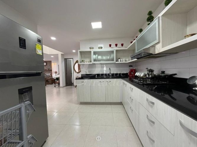 Casa de 3 alcobas en venta en La Ceja, 170 m² · foto 4 de 21