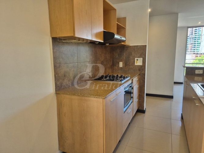 Apartamento de 2 alcobas en arriendo en La Florida, Medellín, 90 m² · foto 3 de 24
