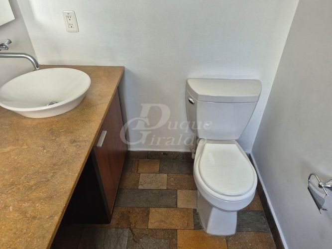 Apartamento de 2 alcobas en arriendo en La Florida, Medellín, 90 m² · foto 18 de 24