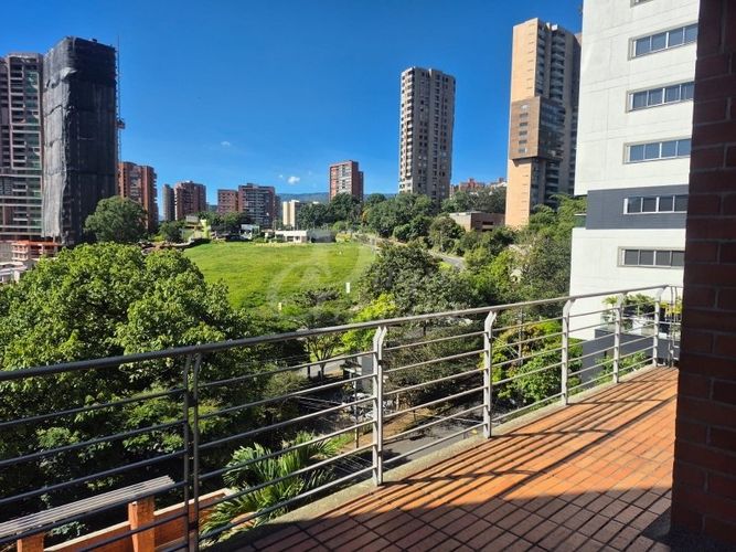 Apartamento de 2 alcobas en arriendo en La Florida, Medellín, 90 m² · foto 19 de 24