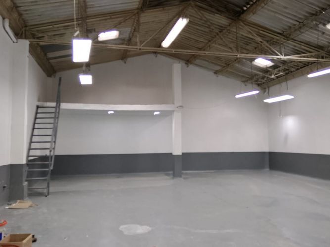 Bodega en venta en Camparola, Itagüí, 350 m² · foto 2 de 14
