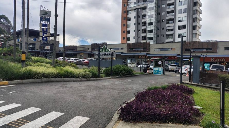 Local en arriendo en Castropol, Medellín, 25 m² · foto 11 de 14