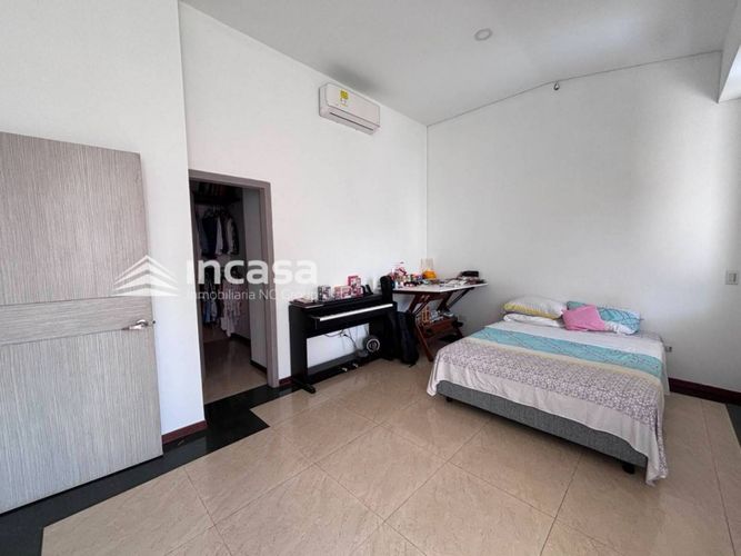Casa de 5 alcobas en venta en La Viga, Cali, 350 m² · foto 10 de 17