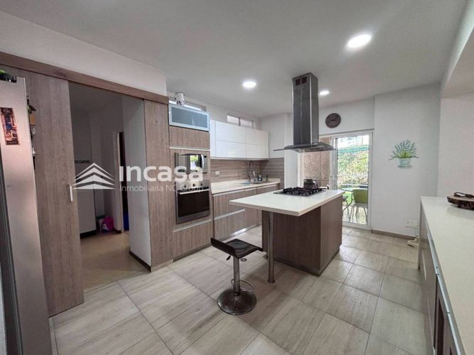 Casa de 5 alcobas en venta en La Viga, Cali, 350 m² · foto 13 de 17