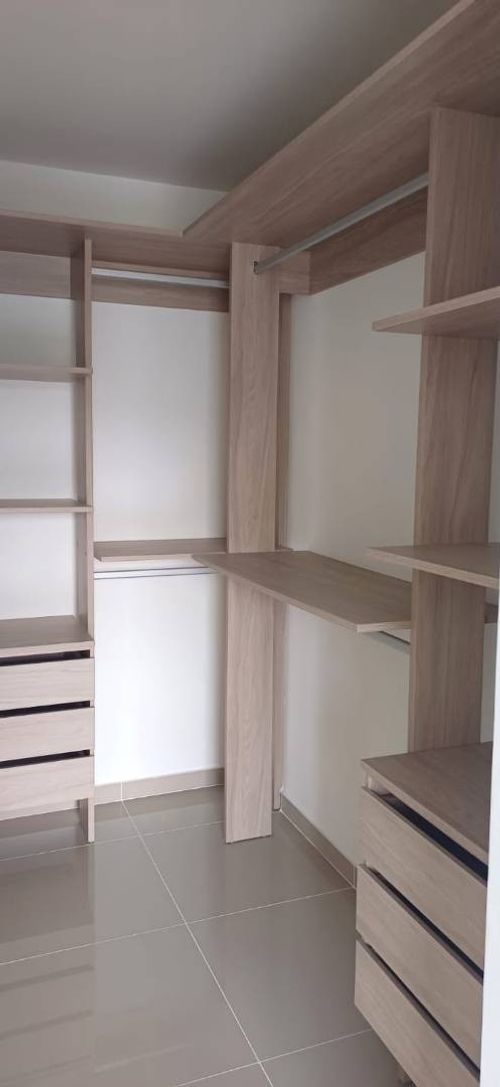 Apartamento de 3 alcobas en venta en Varsovia, Ibagué, 90 m² · foto 13 de 17