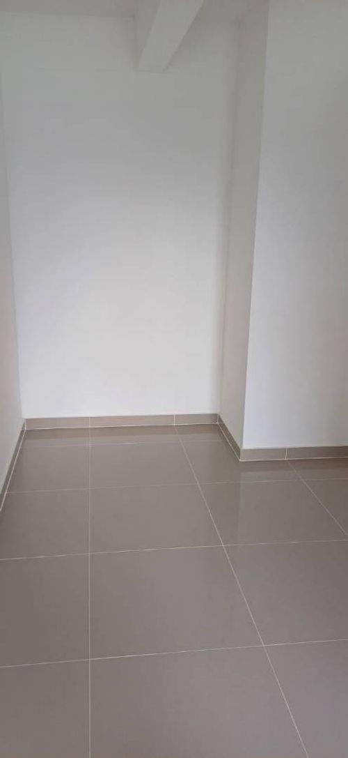 Apartamento de 3 alcobas en venta en Varsovia, Ibagué, 90 m² · foto 16 de 17