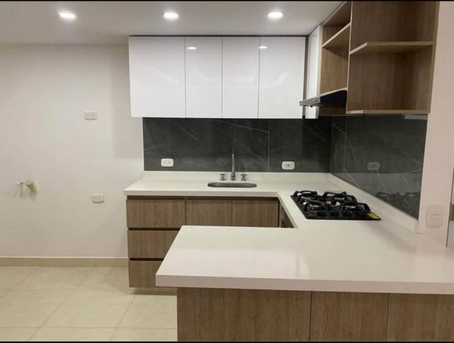Apartamento de 2 alcobas en venta en Ciudad Melendez, Cali, 58 m² · foto 2 de 10