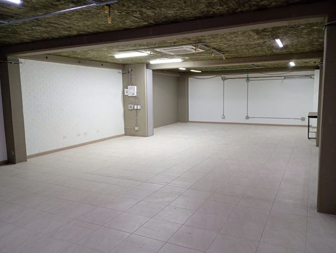 Oficina en arriendo en La Esmeralda, Itagüí, 222 m² · foto 14 de 17