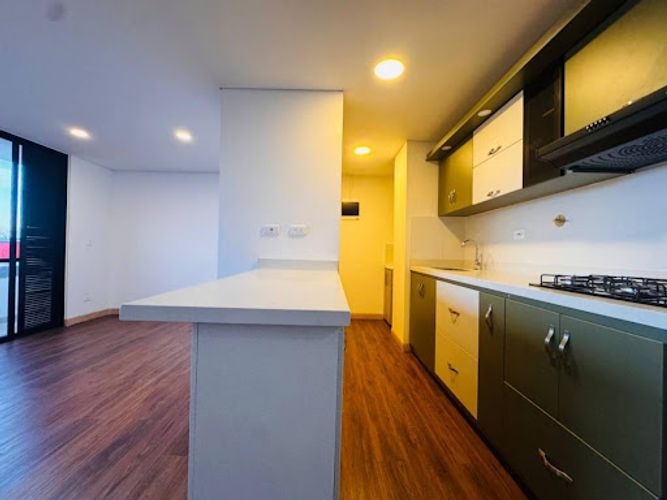 Apartamento de 3 alcobas en venta en El Porvenir, Rionegro, 74 m² · foto 4 de 15