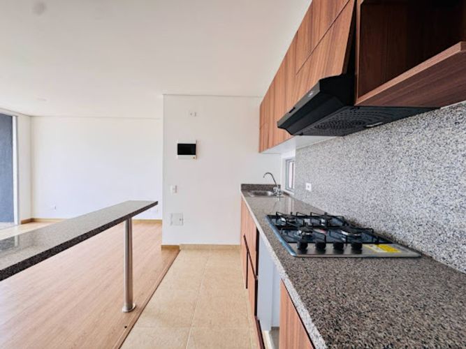Apartamento de 3 alcobas en venta en Rionegro, 67 m² · foto 7 de 19