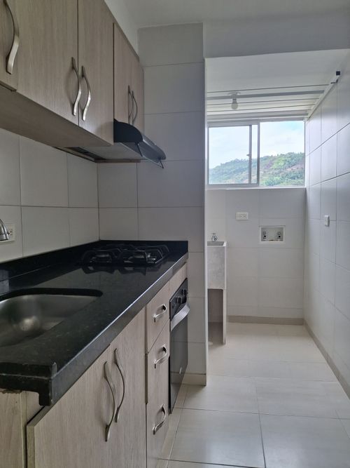 Apartamento de 3 alcobas en venta en Ruitoque, Floridablanca, 72 m² · foto 7 de 16