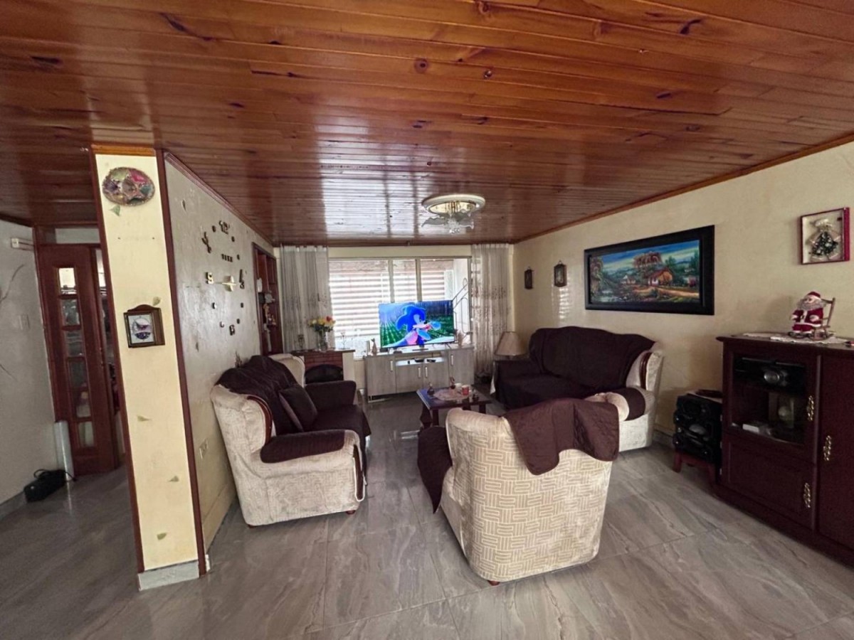 Casa en venta en Los Andes, Bogotá · foto 5 de 24