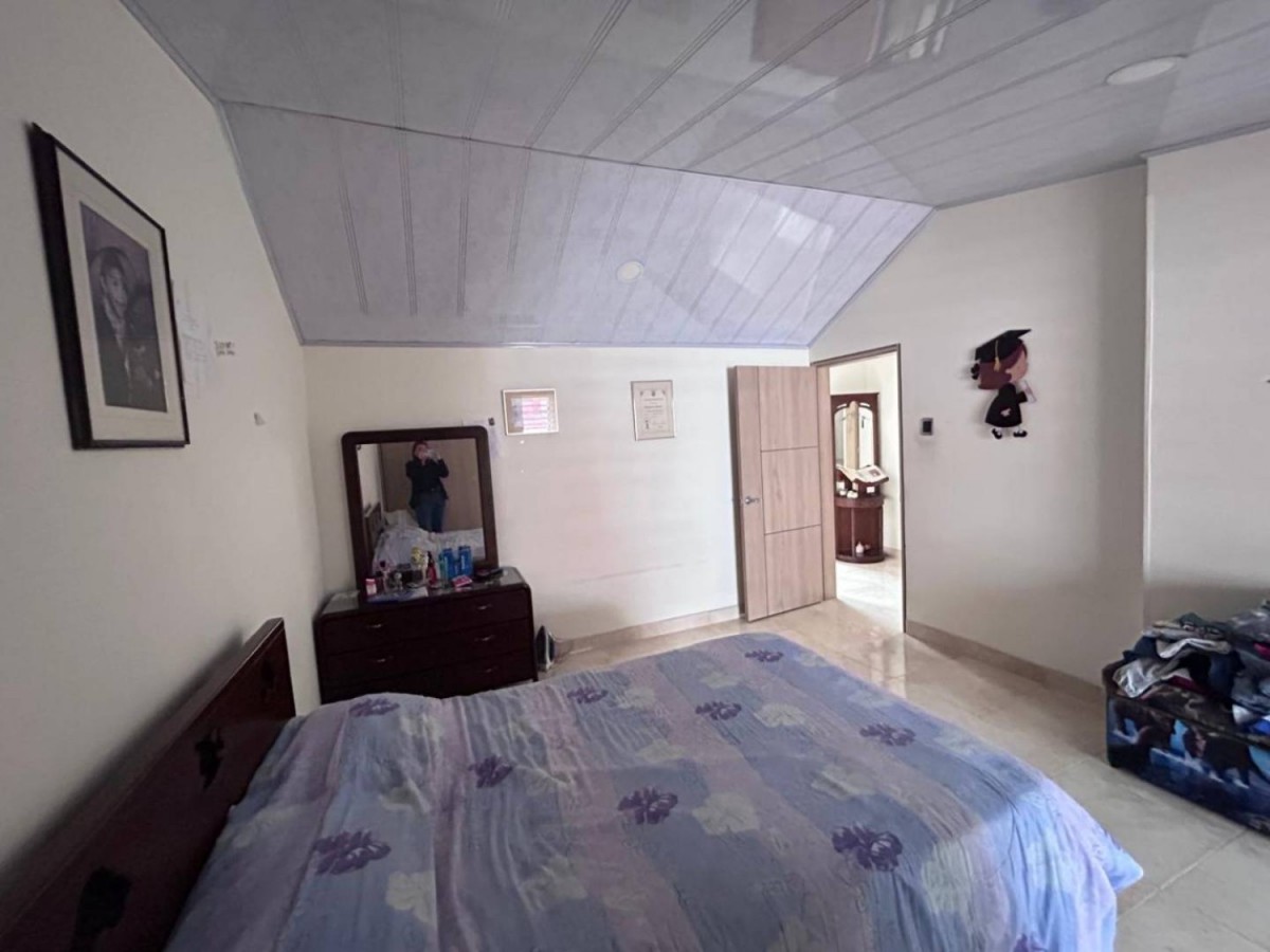 Casa en venta en Los Andes, Bogotá · foto 15 de 24