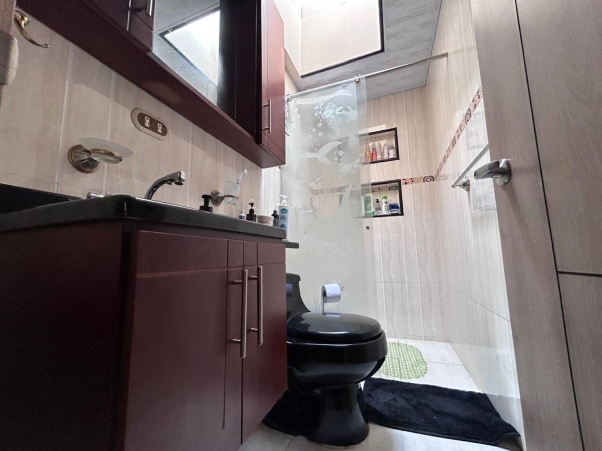 Casa en venta en Los Andes, Bogotá · foto 19 de 24