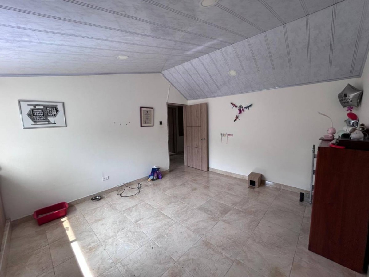 Casa en venta en Los Andes, Bogotá · foto 21 de 24