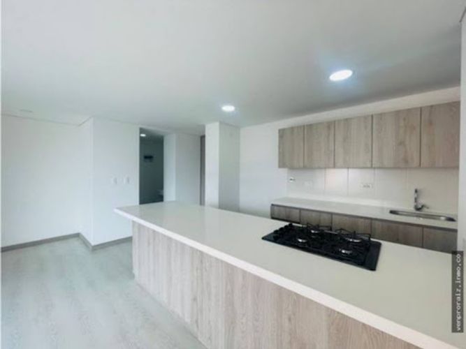Apartamento de 3 alcobas en venta en Rionegro, 84 m² · foto 6 de 20