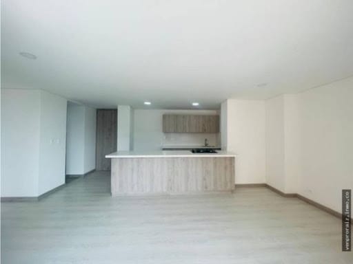 Apartamento de 3 alcobas en venta en Rionegro, 84 m² · foto 7 de 20