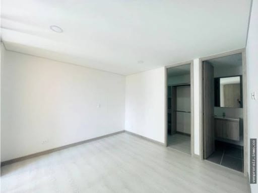 Apartamento de 3 alcobas en venta en Rionegro, 84 m² · foto 12 de 20