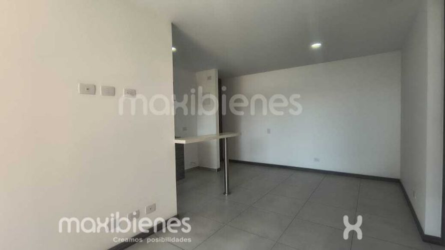 Apartamento de 3 alcobas en arriendo en Las Lomitas, Sabaneta, 75 m² · foto 4 de 17