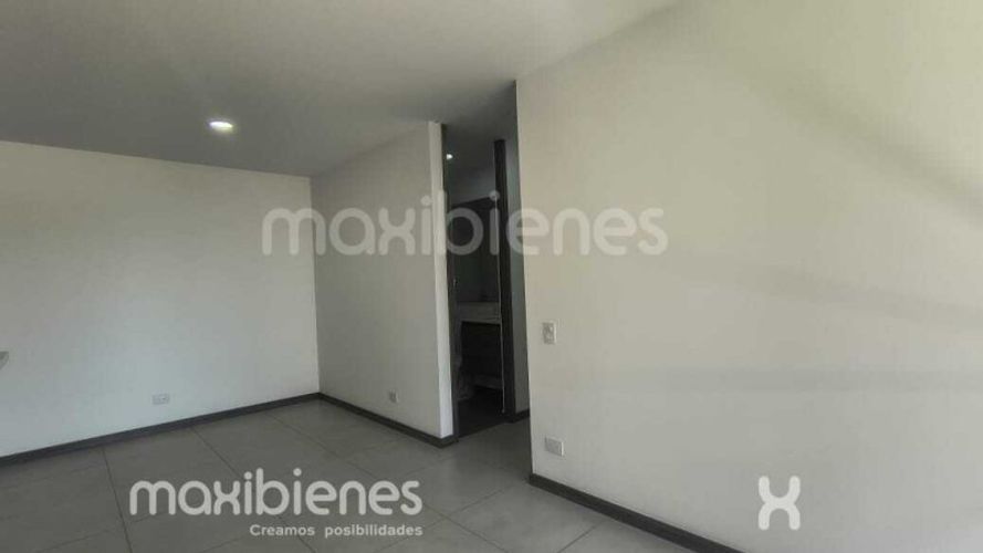 Apartamento de 3 alcobas en arriendo en Las Lomitas, Sabaneta, 75 m² · foto 5 de 17