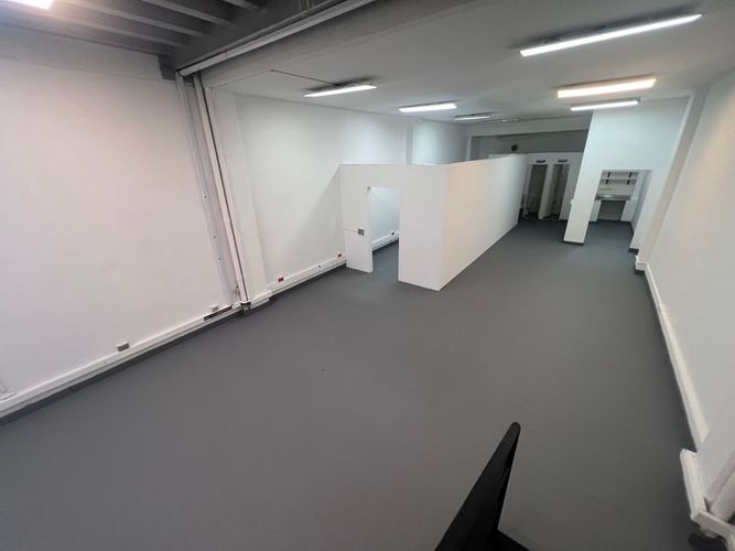 Bodega en arriendo en Las Vegas, Envigado, 280 m² · foto 5 de 12