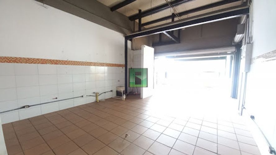 Local en arriendo en Perpetuo Socorro, Medellín, 30 m² · foto 4 de 6