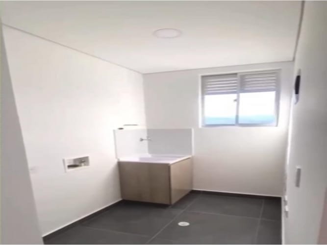 Apartamento de 2 alcobas en venta en La Doctora, Sabaneta, 61 m² · foto 11 de 14