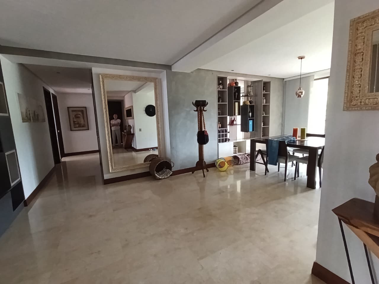 Apartamento en arriendo en El Poblado, Medellín · foto 2 de 20