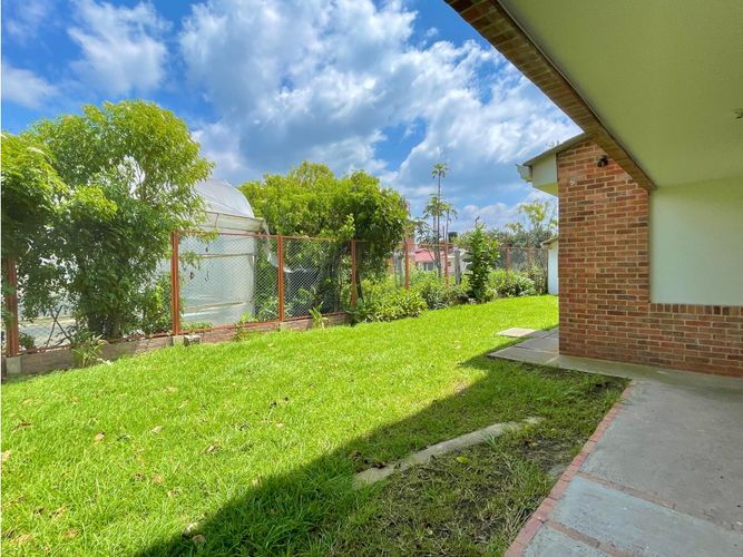Casa de 20 alcobas en arriendo en La Moya, Cota, 651 m² · foto 14 de 22