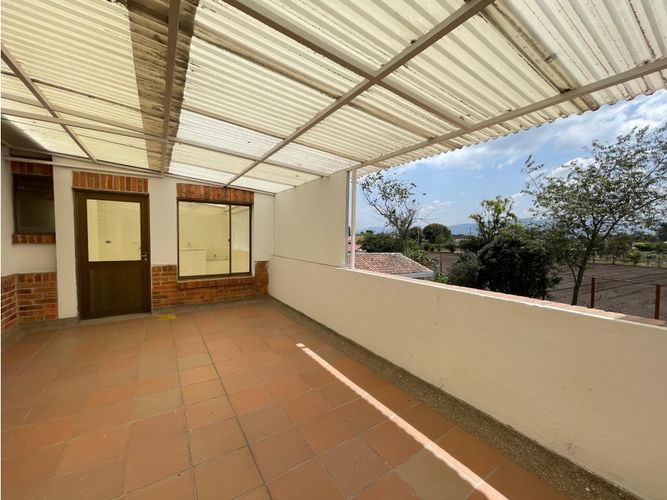 Casa de 20 alcobas en arriendo en La Moya, Cota, 651 m² · foto 15 de 22
