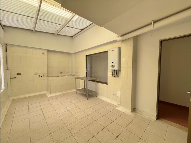 Casa de 20 alcobas en arriendo en La Moya, Cota, 651 m² · foto 18 de 22