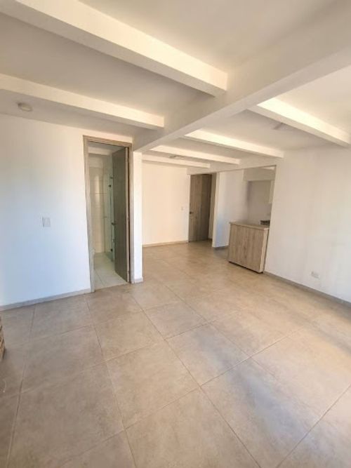 Apartamento de 2 alcobas en arriendo en Restrepo Naranjo, Sabaneta, 62 m² · foto 7 de 18