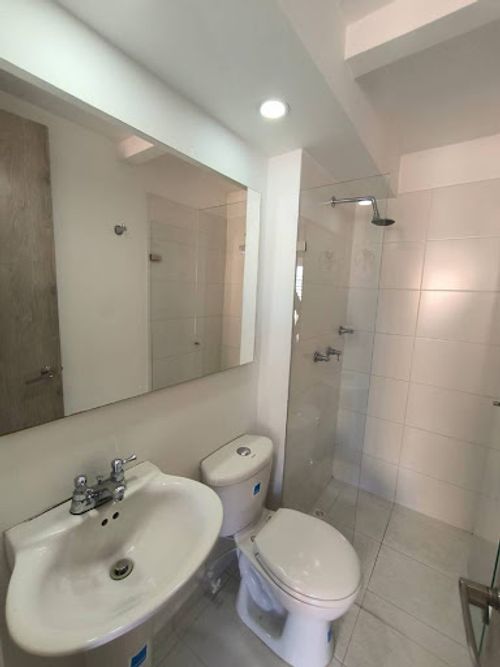 Apartamento de 2 alcobas en arriendo en Restrepo Naranjo, Sabaneta, 62 m² · foto 11 de 18