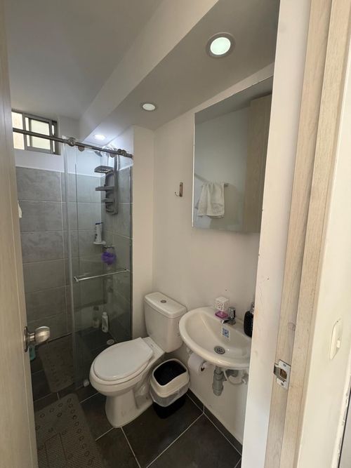 Apartamento de 2 alcobas en venta en La Campiña, Girón, 53 m² · foto 14 de 24