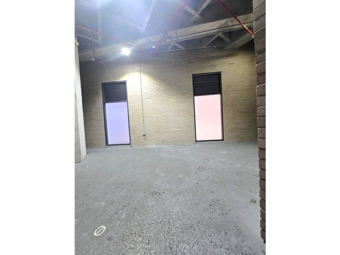 Bodega en venta en Loma Benedictinos, Envigado, 25 m² · foto 4 de 12