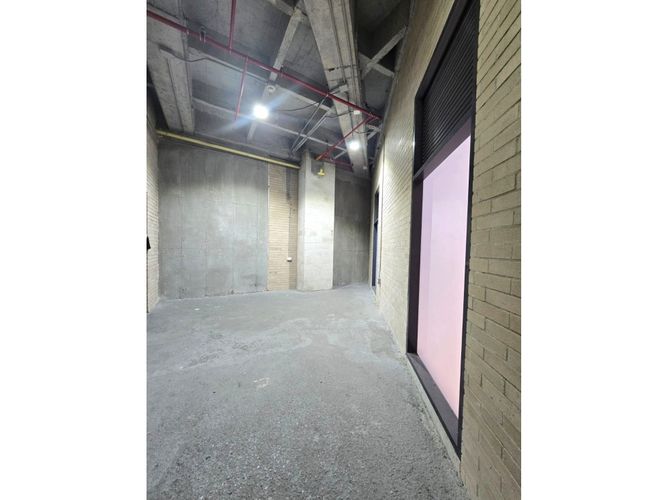 Bodega en venta en Loma Benedictinos, Envigado, 25 m² · foto 6 de 12