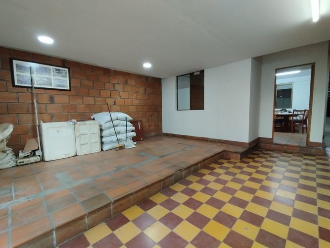 Bodega en arriendo en Zona Industrial N.D., Dosquebradas, 240 m² · foto 6 de 6
