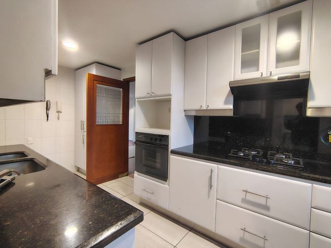 Apartamento de 3 alcobas en arriendo en El Poblado, Medellín, 197 m² · foto 6 de 19