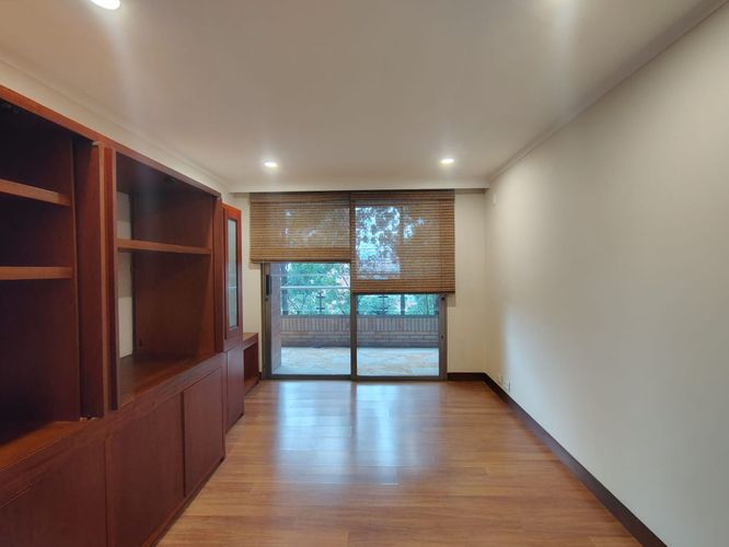 Apartamento de 3 alcobas en arriendo en El Poblado, Medellín, 197 m² · foto 5 de 19