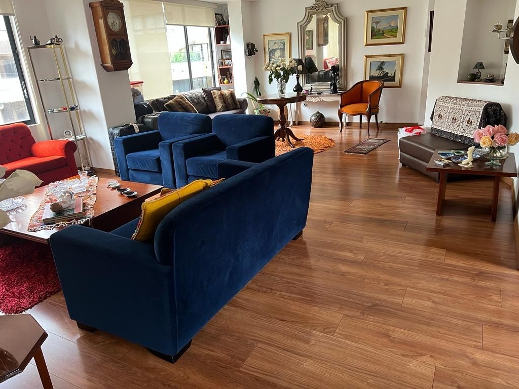 Apartamento en venta en La Carolina, Bogotá · foto 4 de 12