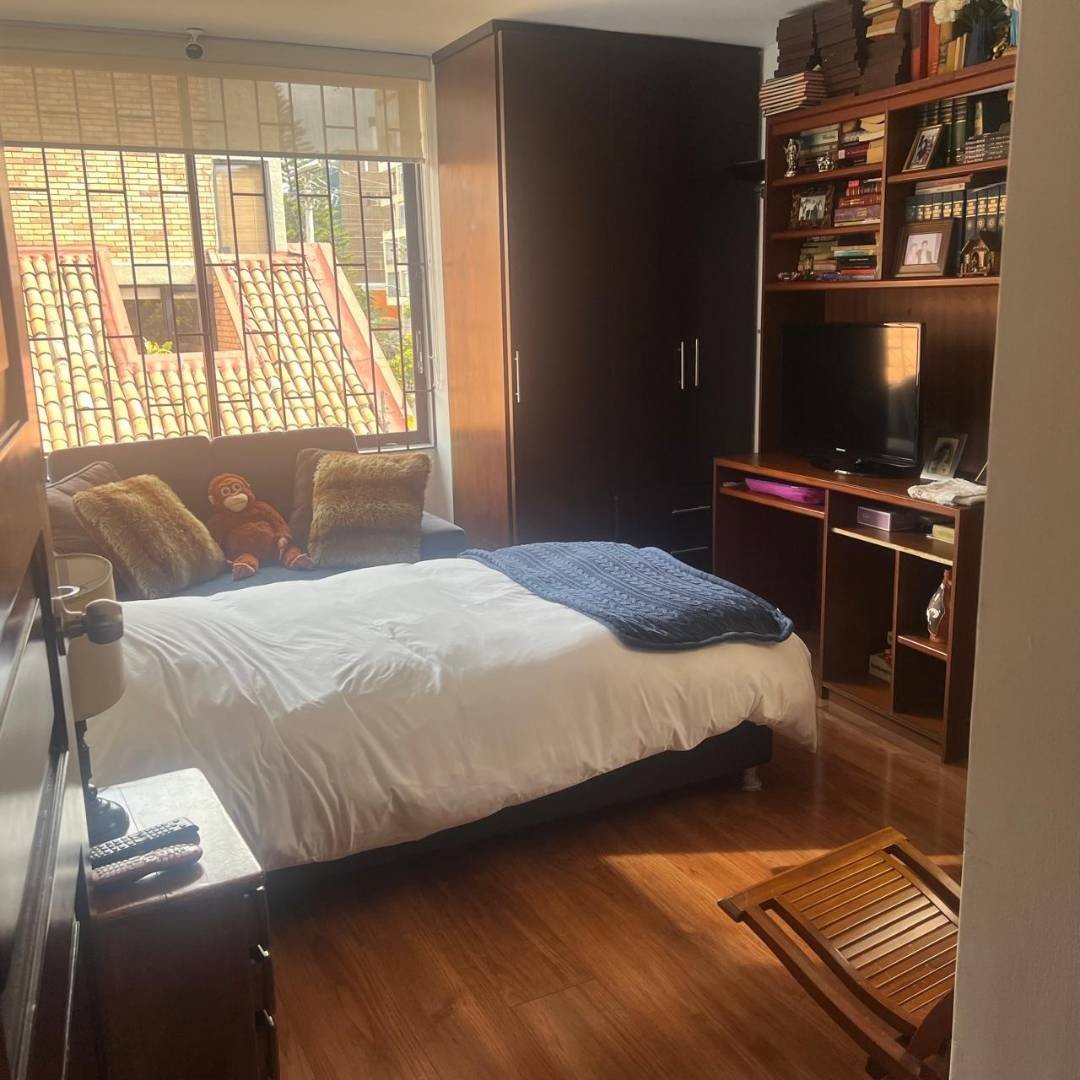 Apartamento en venta en La Carolina, Bogotá · foto 6 de 12