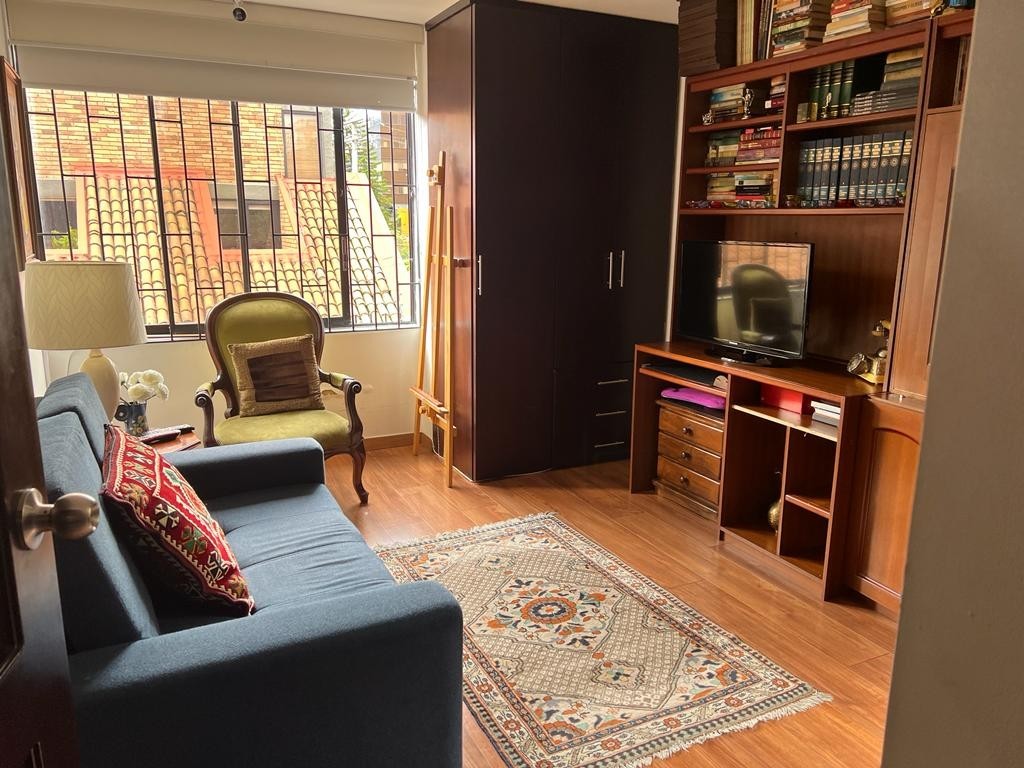 Apartamento en venta en La Carolina, Bogotá · foto 7 de 12