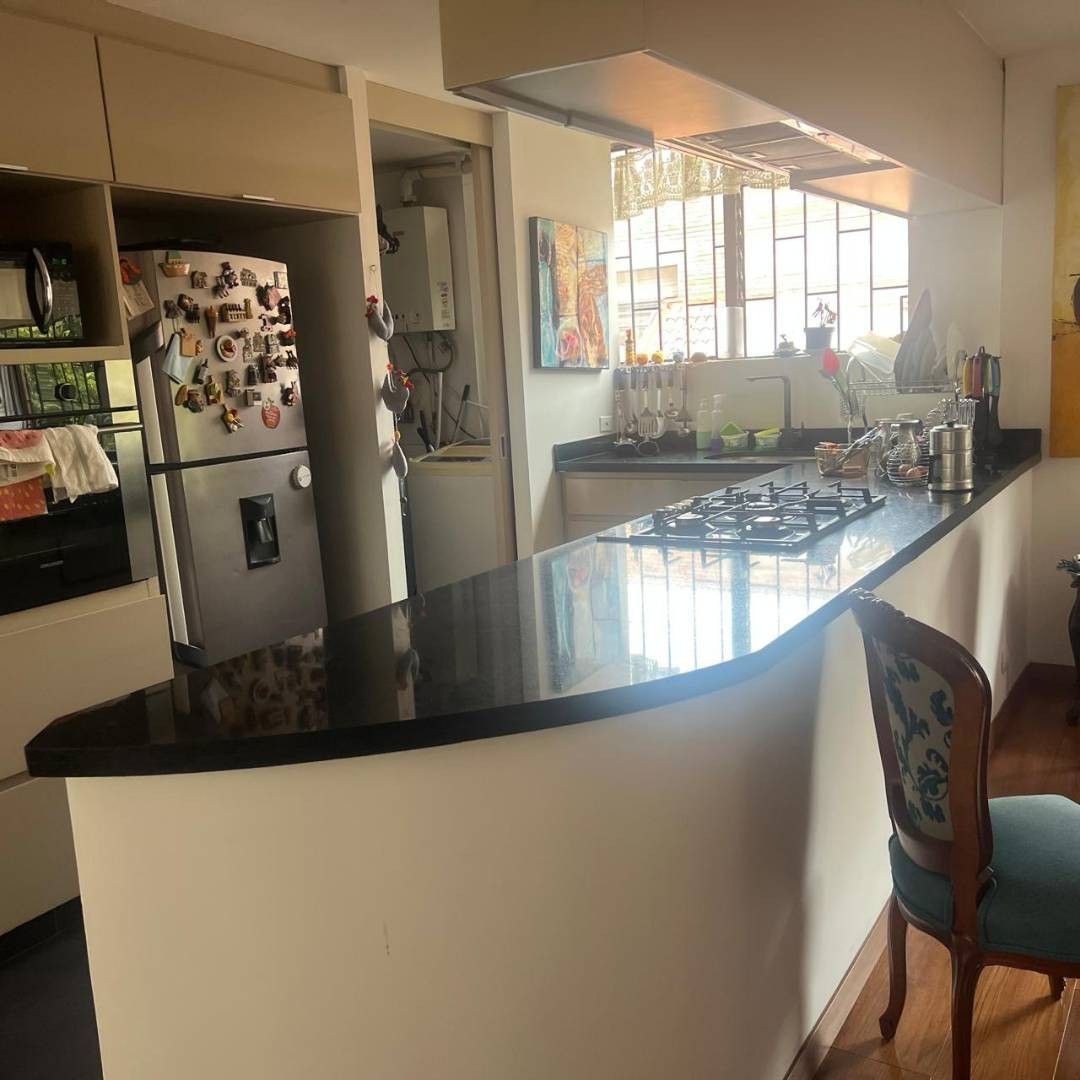 Apartamento en venta en La Carolina, Bogotá · foto 9 de 12